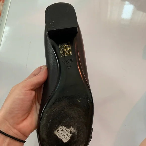 Gucci Sachalin Logo Low-heeled Round Toe Pump - Picture 8 of 13